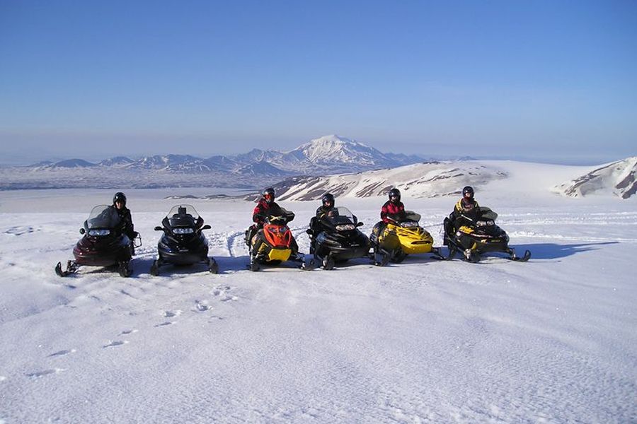 Sneeuwscootertocht op Vatnajokull gletsjer